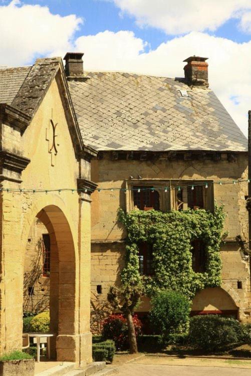 Petite Maison En Pierre Au Coeur Du Perigord Noir Salignac Eyvigues Екстериор снимка