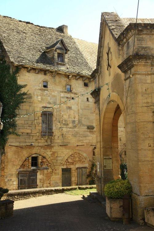 Petite Maison En Pierre Au Coeur Du Perigord Noir Salignac Eyvigues Екстериор снимка
