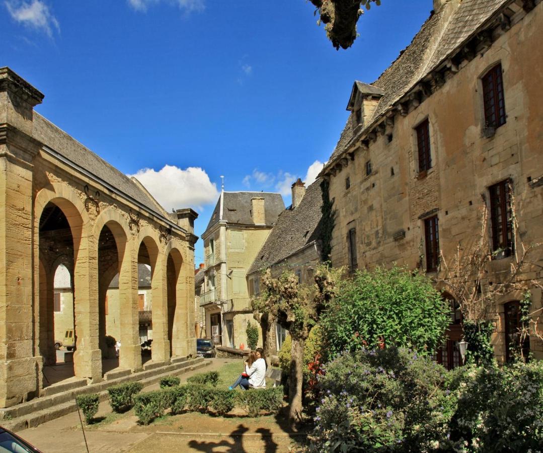 Petite Maison En Pierre Au Coeur Du Perigord Noir Salignac Eyvigues Екстериор снимка